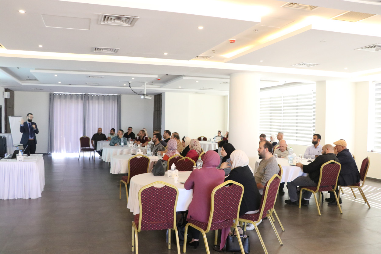 ورشة عمل حول تطوير السياسات البيئية والاجتماعية