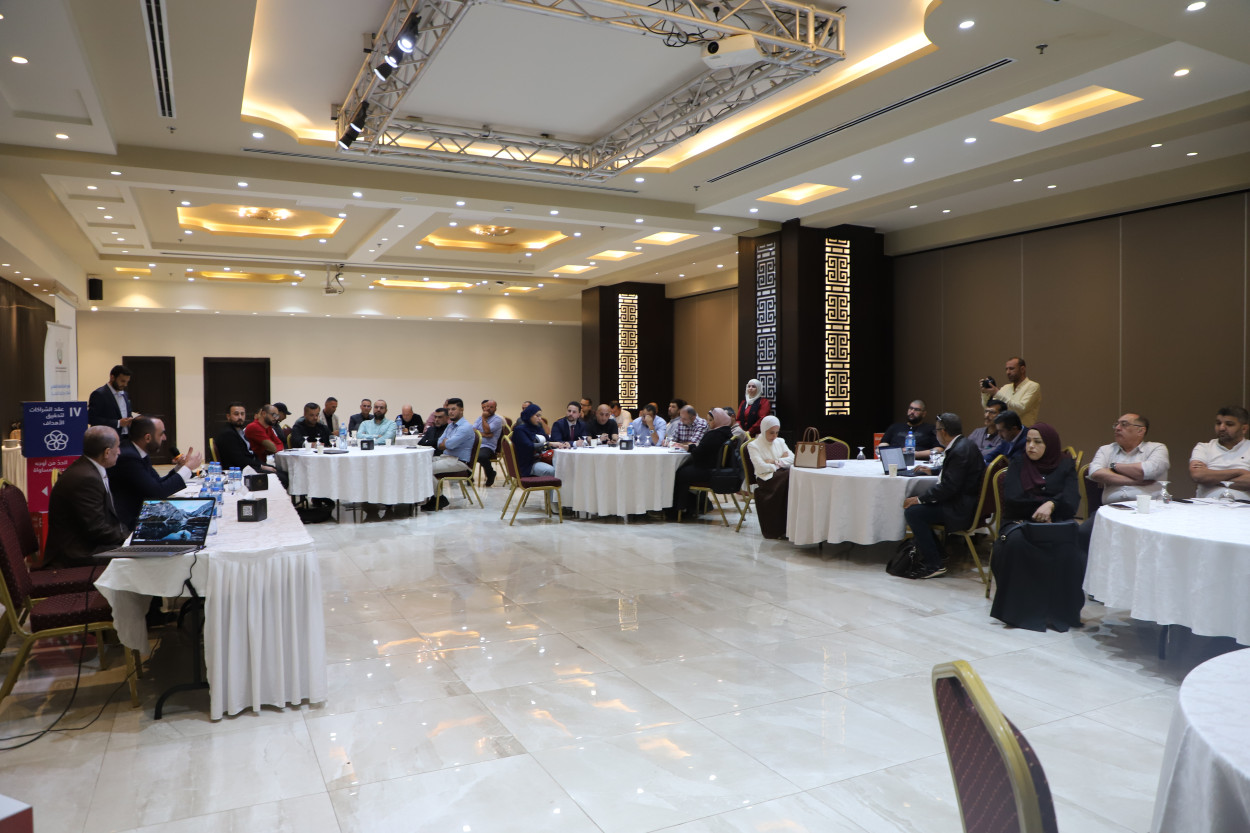 ورشة عمل حول إدارة النفايات الصلبة