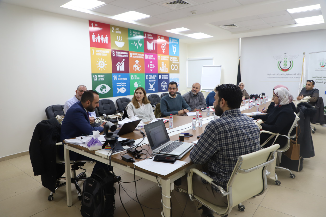 التدريبات المتقدمة للفريق المصغّر: من المفهوم إلى الممارسة 